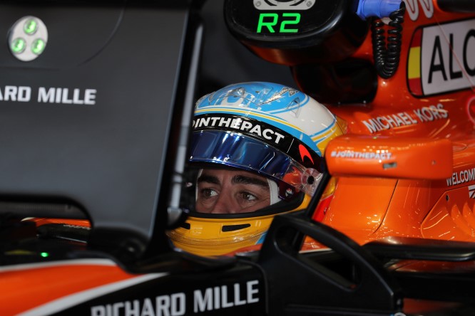 F1 | Il cambio tradisce Alonso nelle libere di Baku