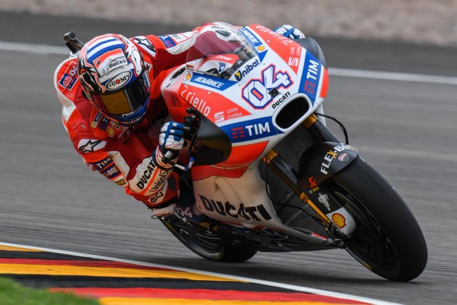 04-andrea-dovizioso-itadsc_2474.gallery_full_top_lg (Custom)