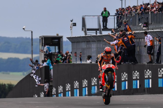 93-marc-marquez-esplg5_5190.gallery_full_top_lg (Custom)