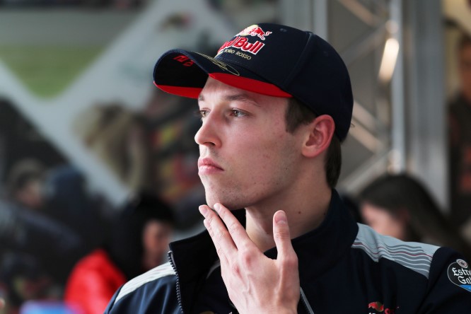 Toro Rosso: esordio di Kvyat nei test di Abu Dhabi