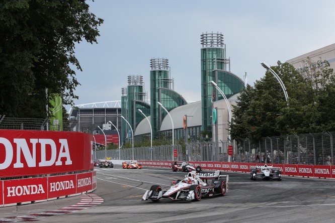 IndyCar2017_Toronto_Castroneves (Custom)