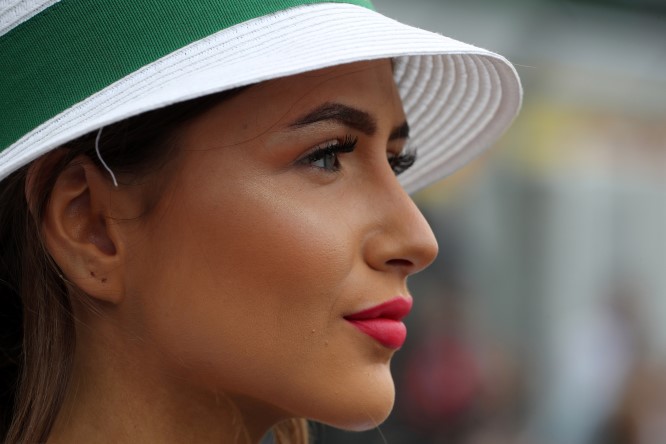 F1 | Le Grid Girl dell’Austria e della Gran Bretagna – FOTO