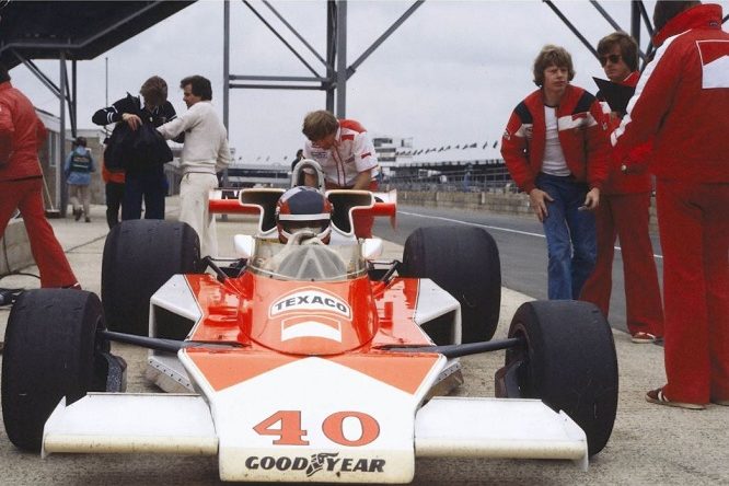 Villeneuve Silverstone 1977 McLaren