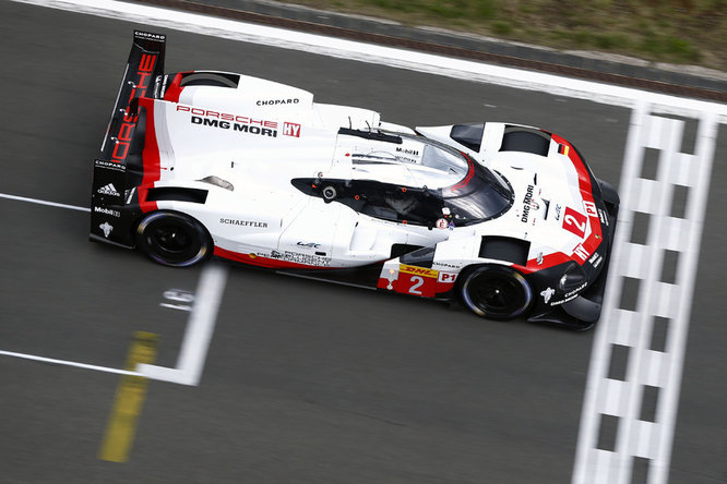 porsche nurburgring