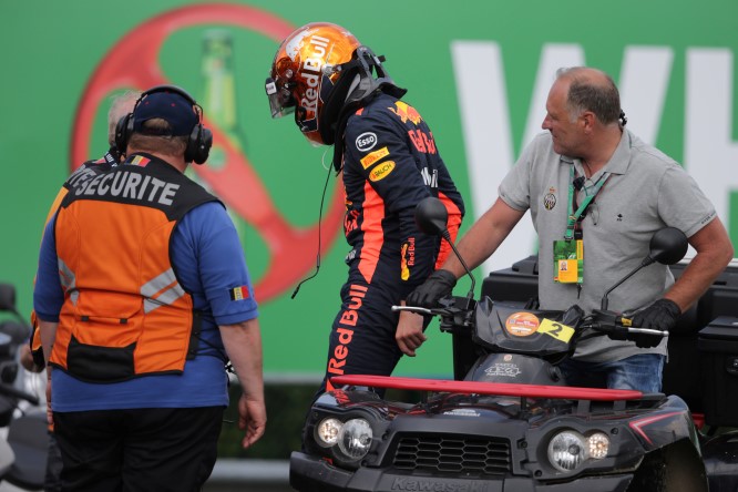 F1 | Verstappen: “Inaccetabili sei ritiri”