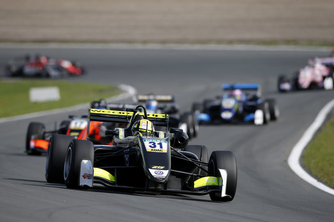 FIA Formula 3 European Championship 2017, round 7, race 2, Zandvoort (NED)