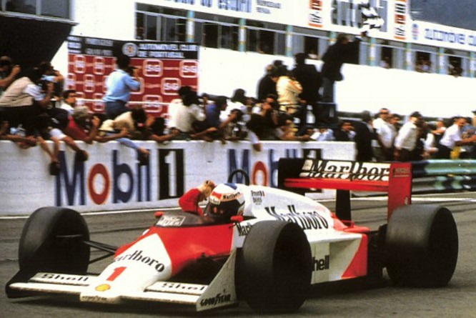 Alain Prost vittoria 28 GP Portogallo 1987 foto 2