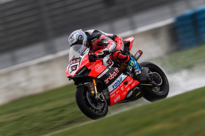 WSBK | Melandri, 2° a Magny Cours: &#8220;Gara fantastica&#8221;