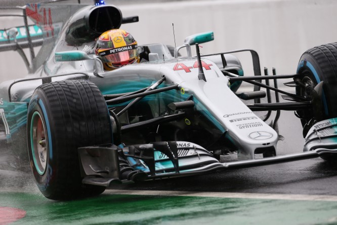 F1 | Hamilton e gli altri: la guida sul bagnato