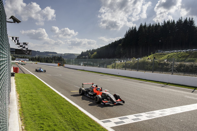 AUTO - FR 2.0 - SPA 2017