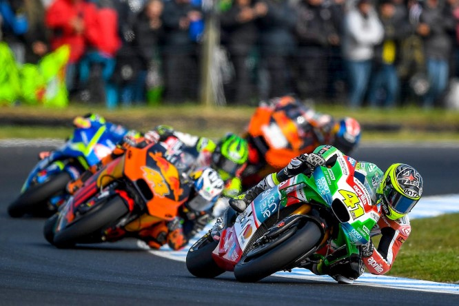 MotoGP | Aprilia, scivolata e infortunio per A.Espargarò