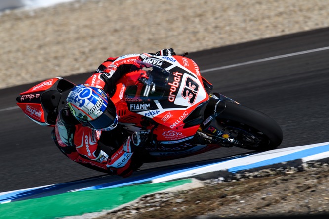 WSBK | Marco Melandri conquista la Superpole a Jerez