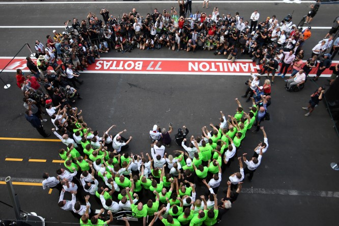 F1 | Lewis Hamilton e gli altri iridati lontani dal podio