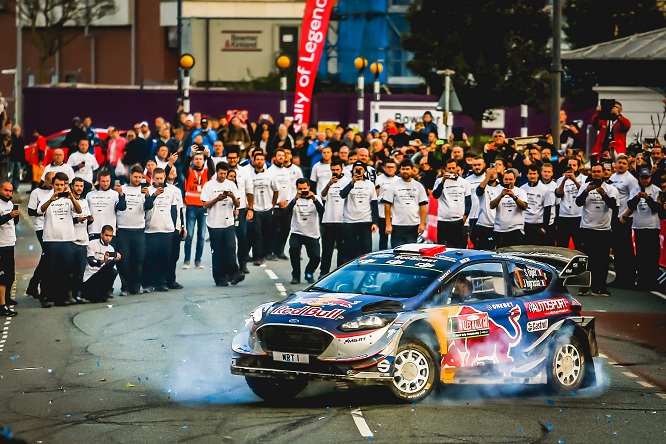 Ogier festeggia il titolo al Rally Gran Bretagna