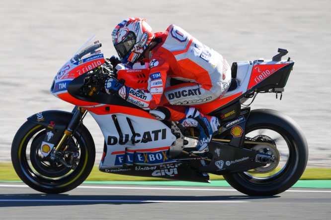 04-andrea-dovizioso-itadsc_5002.gallery_full_top_fullscreen (Custom)