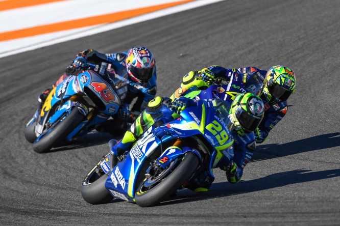 29-andrea-iannone-itadsc_9860.gallery_full_top_fullscreen (Custom)