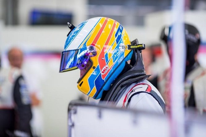 Alonso-Rookie-Test-Toyota-Bahrain-2017-WEC-3