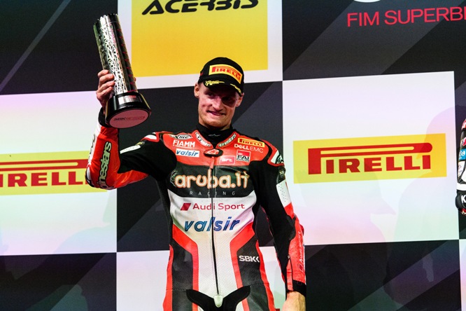 WSBK | Chaz Davies secondo in Gara2 ed in campionato