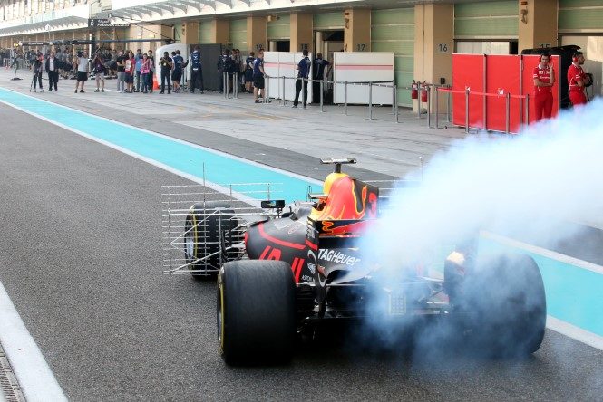 F1 Testing Abu Dhabi 28 - 29 November 2017 - F1 Testing Abu Dhabi