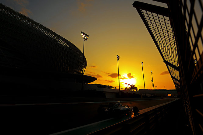 F1 Testing Abu Dhabi 28 - 29 November 2017