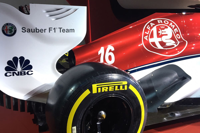 Alfa Romeo Sauber livrea 2018-4