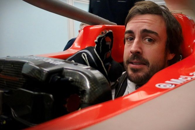 Alonso abitacolo McLaren 2018