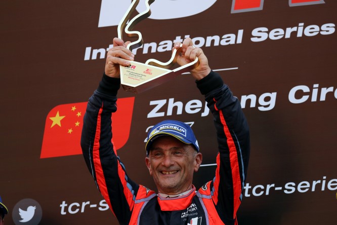 WTCR | Tarquini e Michelisz compagni con la Hyundai i30