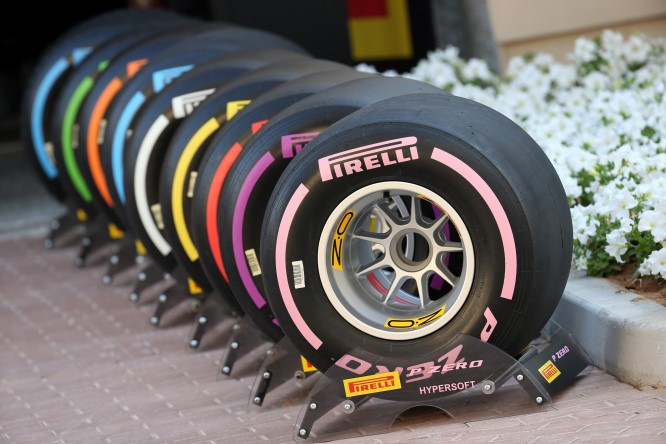 Pirelli: superhard mescola di &#8216;back-up&#8217; e full wet &#8216;blu scuro&#8217;