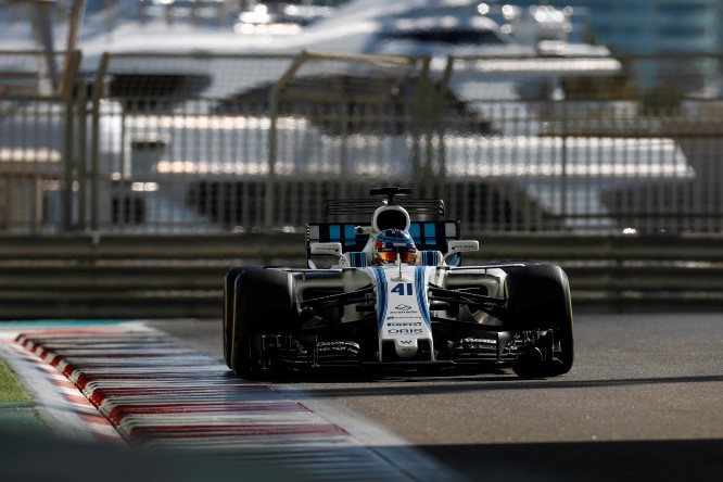 Sergey_Sirotkin_Abu_Dhabi_Test_2017 (1) (Custom)