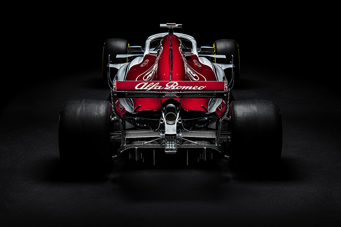 AlfaRomeo Sauber C37_rear_high