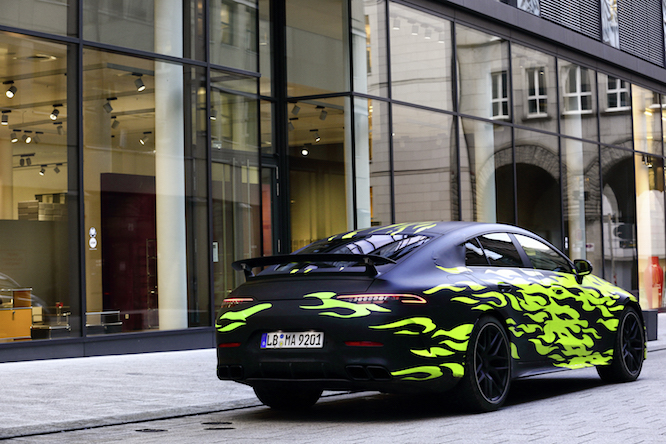 Der viertürige Mercedes-AMG GT auf Erprobungsfahrt // On-road test of the Mercedes-AMG four-door Coupé