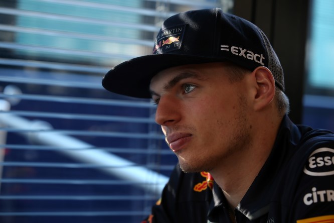 Photo-interview with Verstappen: “Ricciardo, I’ll have my revenge”