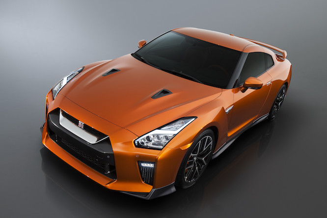 Nissan ha scelto Bangkok per presentare la nuova GT-R