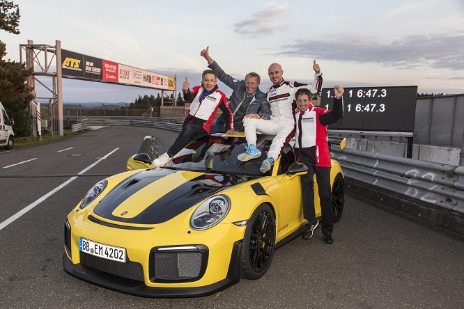 porsche-911-gt2-rs-record-nurburgring-_soymotor_2