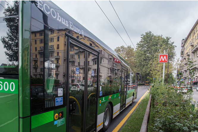 solaris bus elettrico milano 02