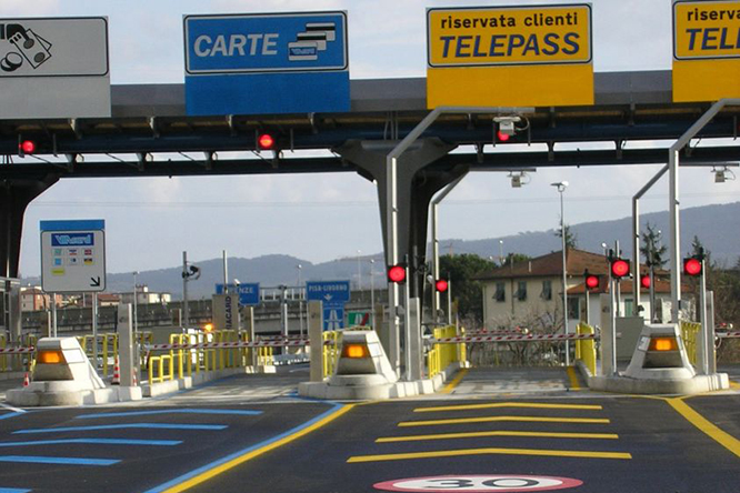 Telepass: moto in autostrada con lo sconto