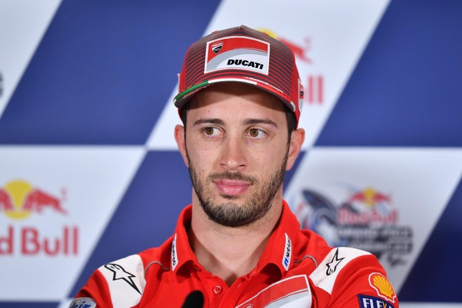 04-andrea-dovizioso-italg5_6100.gallery_full_top_fullscreen_Dovizioso (Custom)