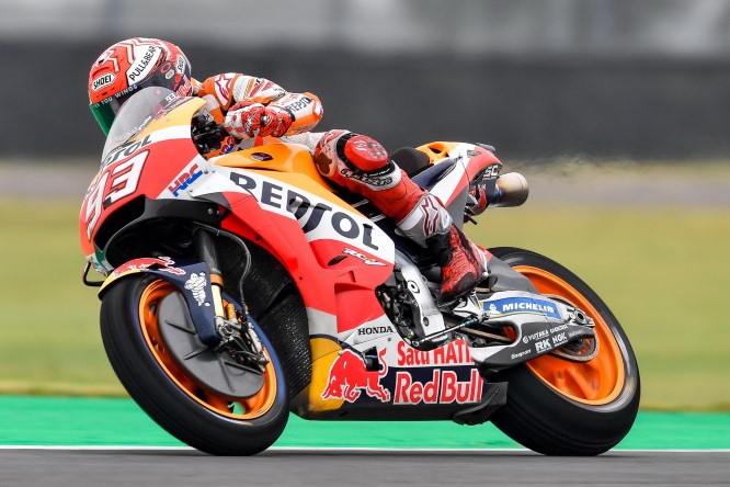 GP Argentina, analisi passo warm up: sul bagnato vola Marquez