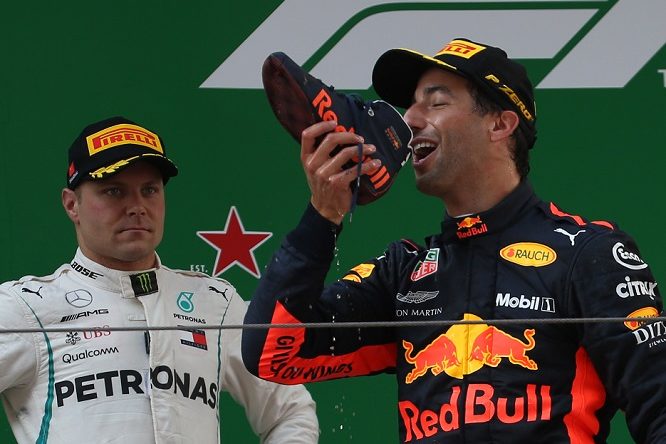 Wolff: “Bottas ha aiutato Ricciardo ad evitare una collisione”