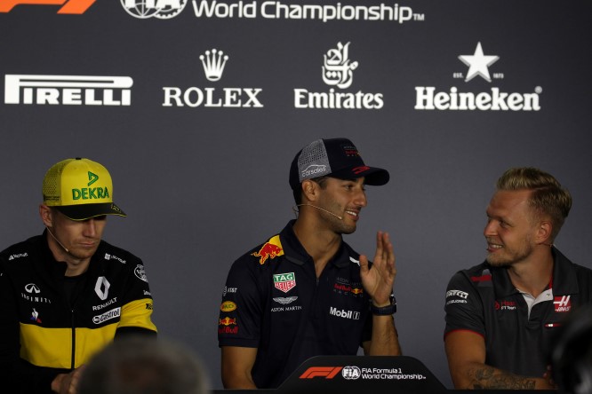 Hulkenberg dà il benvenuto a Ricciardo su Twitter