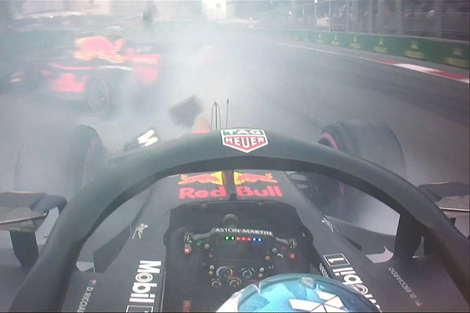 Verstappen Ricciardo incidente Baku Azerbaijan 2018_2