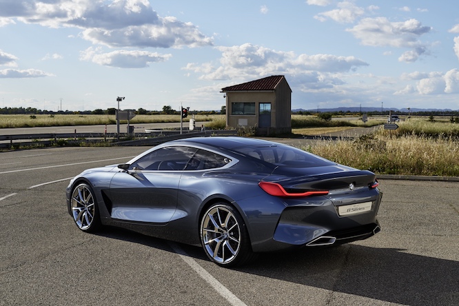 BMW CONCEPT 8 2017