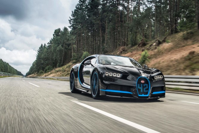 Ma insomma, questa Bugatti Chiron quant’è veloce?