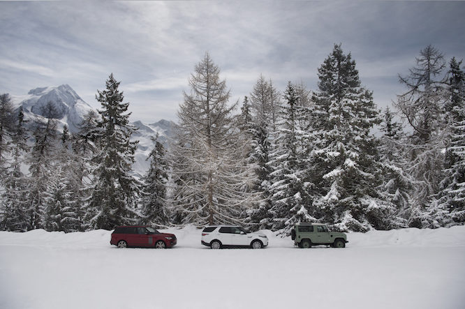 landroverlineinthesnow02