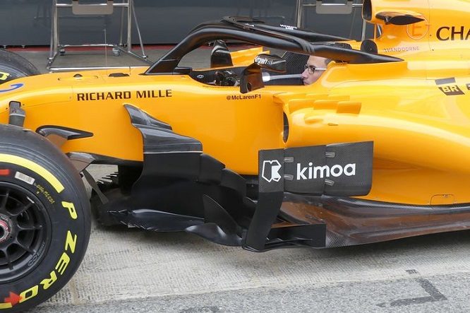 McLaren dettaglio fiancata e deviatore di flusso GP Spagna 2018