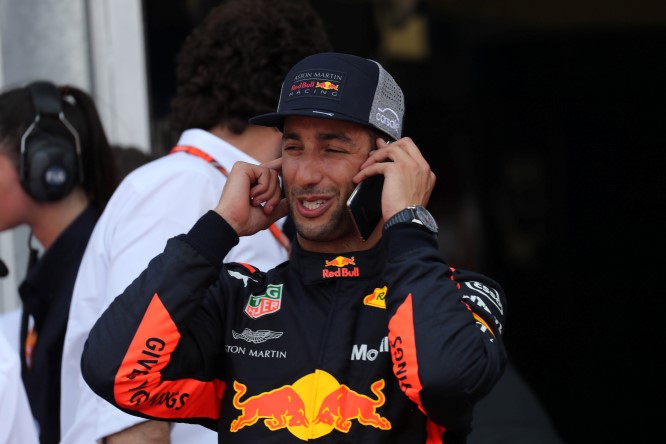 Dietrofront Red Bull: nessuna penalità per Ricciardo