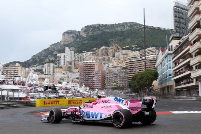 Ocon sul sorpasso di Hamilton: “Sono un pilota Mercedes…”