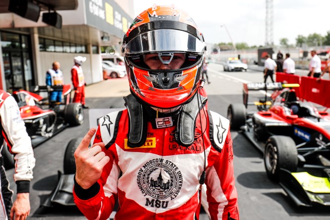 Nikita Mazepin ‘salta’ in F2 con ART Grand Prix