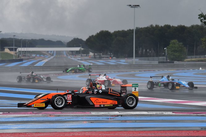 F4 Italia | Le Castellet: doppio centro di Vesti