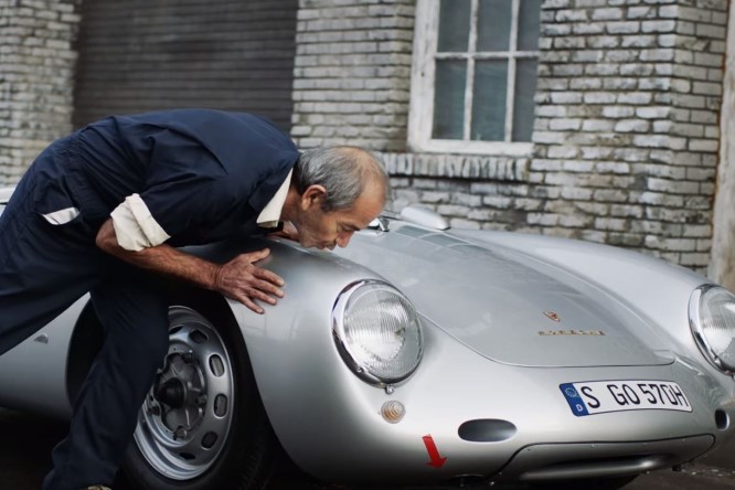 70 anni di Porsche in un video